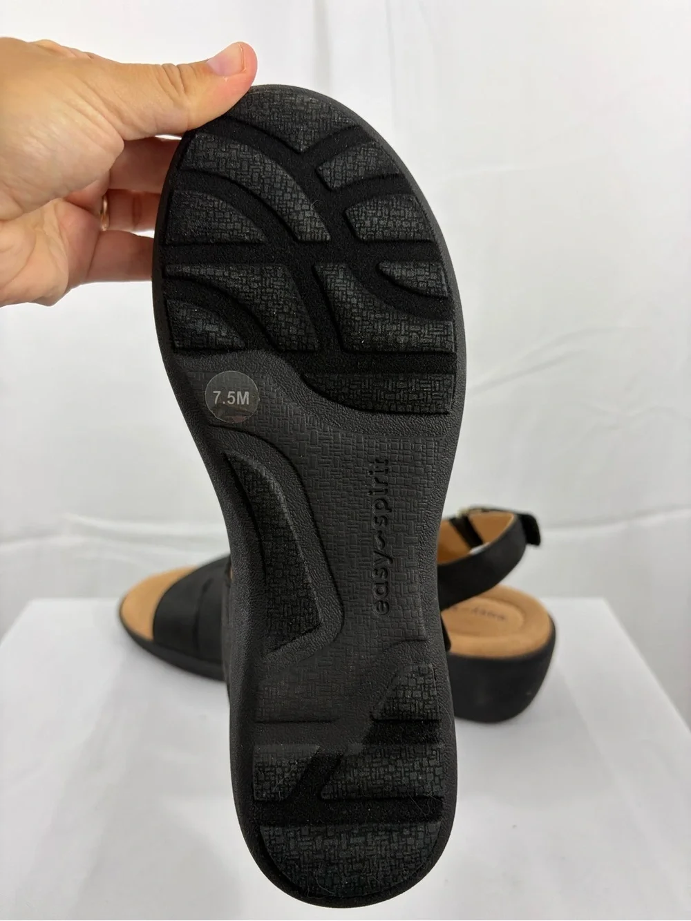 NWT Easy Spirit Women’s Size 7.5 Soft Black Adjustable Strappy Comfort Sandals